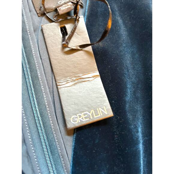 NWT Luna Greylin Velvet Jumpsuit - Size L - Picture 11 of 11